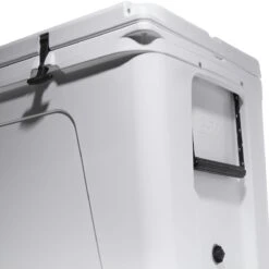 Yeti Tundra 250 Cooler 11 Yeti Tundra 250 Cooler -Frost Gear Outlet Store WH D8